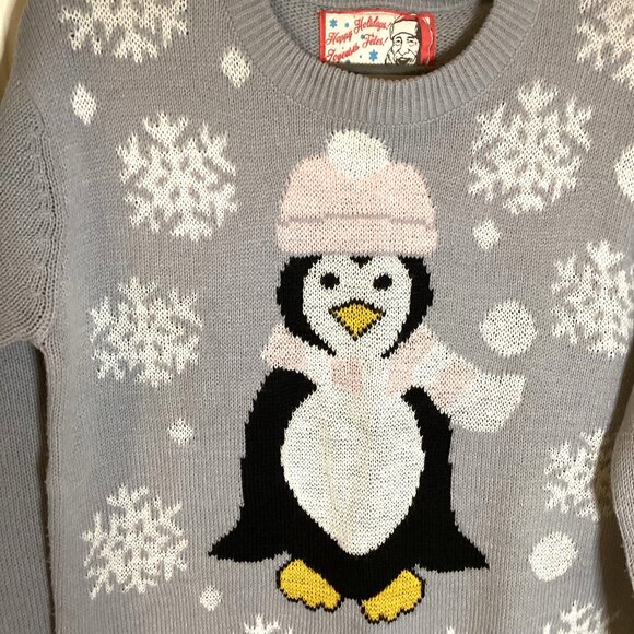 Happy Holidays Women's Grey Knit Christmas Penguin Sweater Size SP Festive - Picture 2 of 6